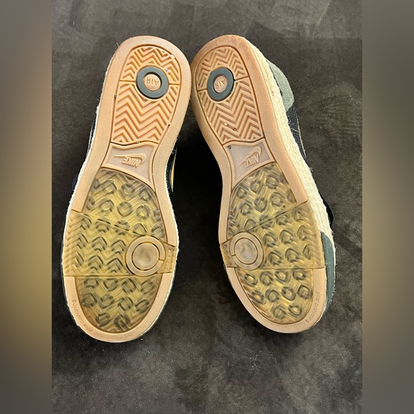 Great condition I’ve owned these shoes for 17 years - Picture 3 of 4